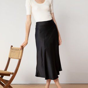 Long Silk Banana Republic Black Skirt NEVER WORN